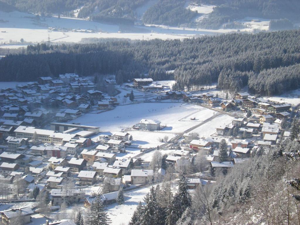 Haus Schwaighofer Daire Neukirchen am Großvenediger Dış mekan fotoğraf